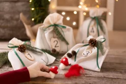 Adventtikalenteri - Korutyöt
