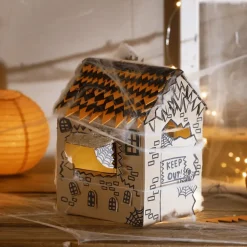 Askartelulaatikko Halloween - Kummitustalo