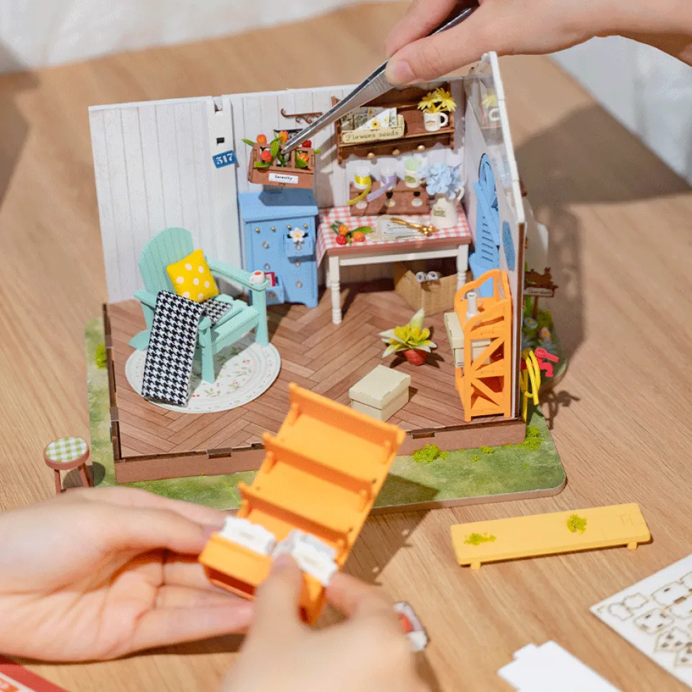 DIY Minimaailma - Pieni kasvihuone