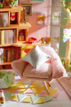 DIY Minimaailma - Pieni kattohuoneista