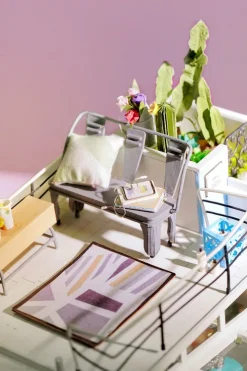DIY Minimaailma - Pieni kattohuoneista