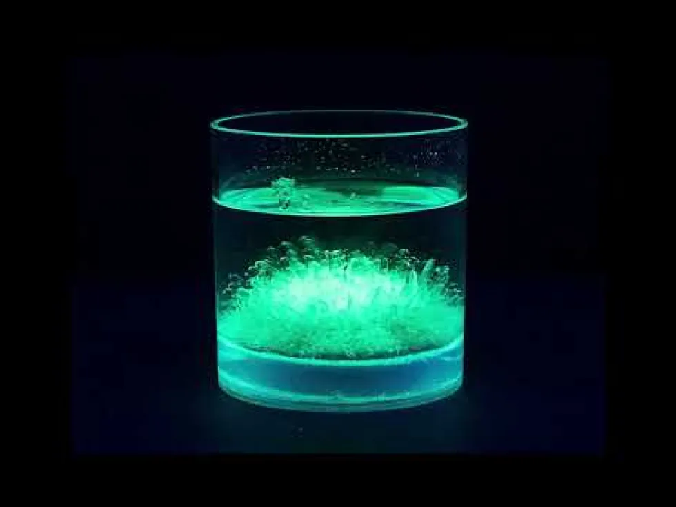 Kristalliviljely - Glow-in-the-dark