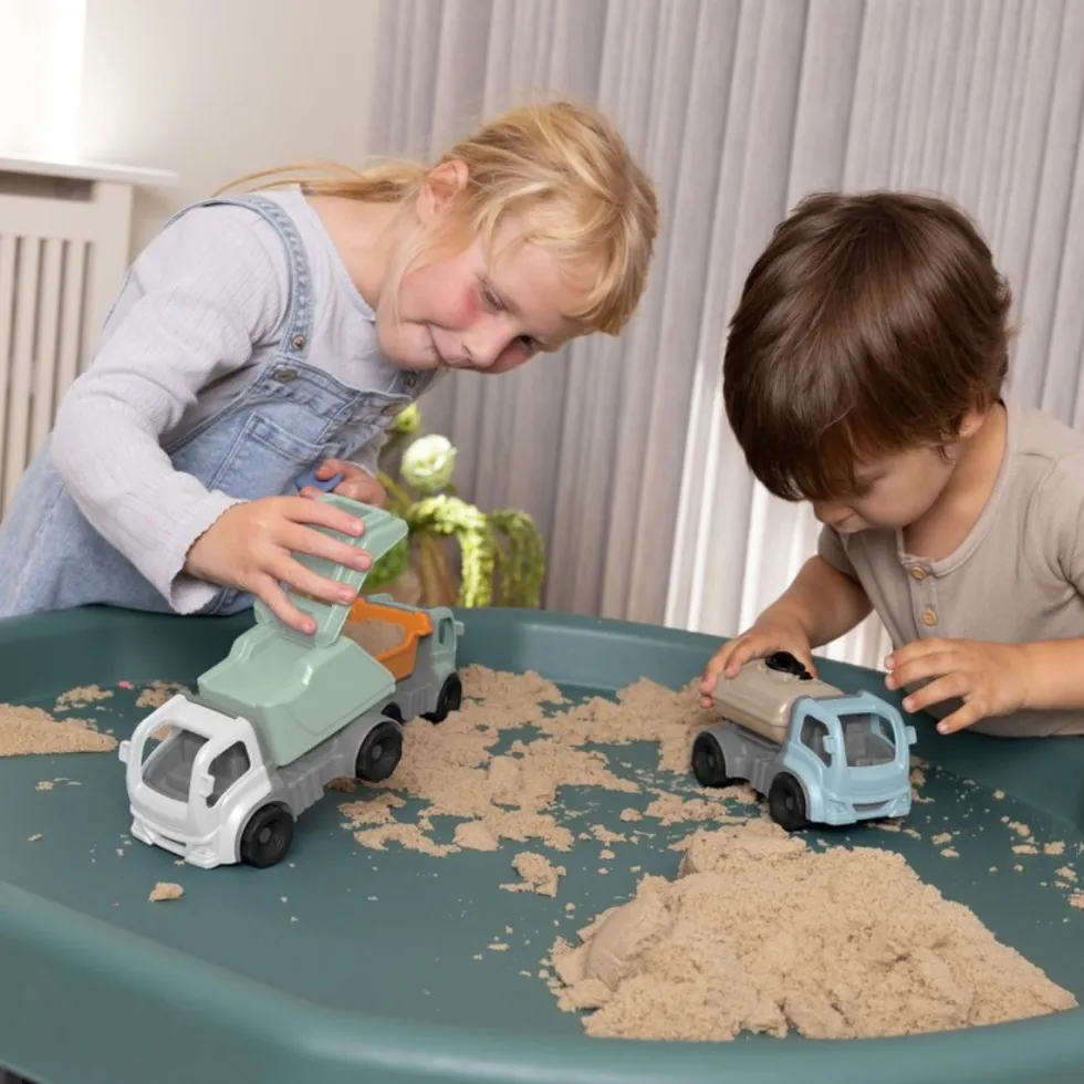 Kuorma-auto lavalla – P: 16,3 cm