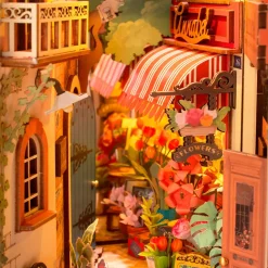 Minimaailma kirjahyllyyn - Floral Corner